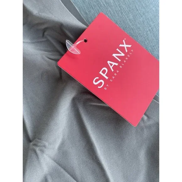 Spanx Cami Tank Top Smoothing Gray Shaping Camisole Slims Shapewear Size 3X - Picture 3 of 12